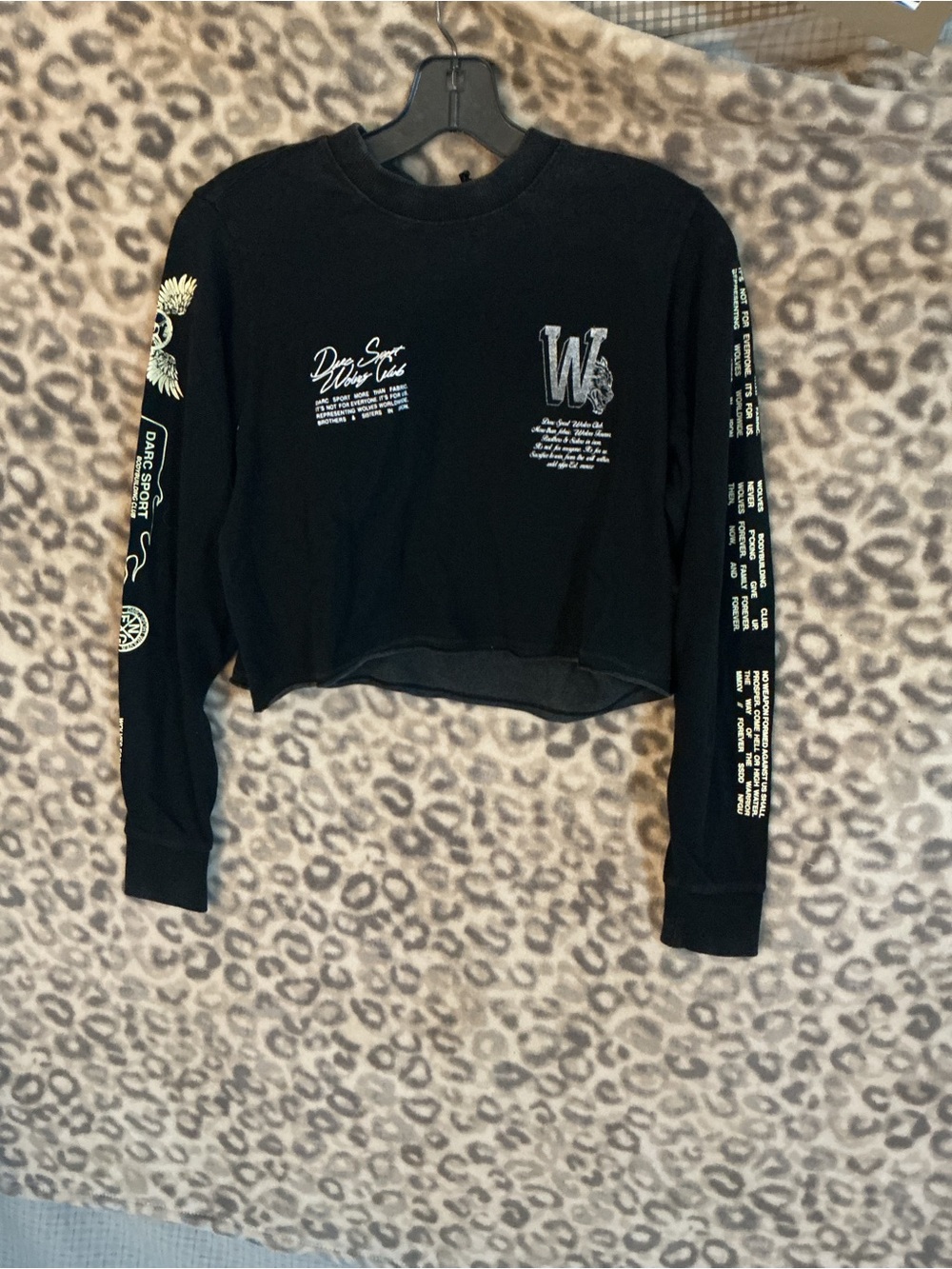 Darc Sport Black Cropped Graphic Long-Sleeve Top with White Print